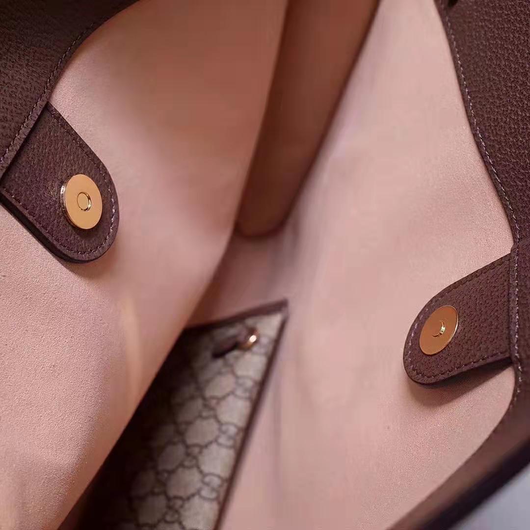 Gucci Women Exclusive Rajah GG Tote in Beige/Ebony GG Supreme Canvas