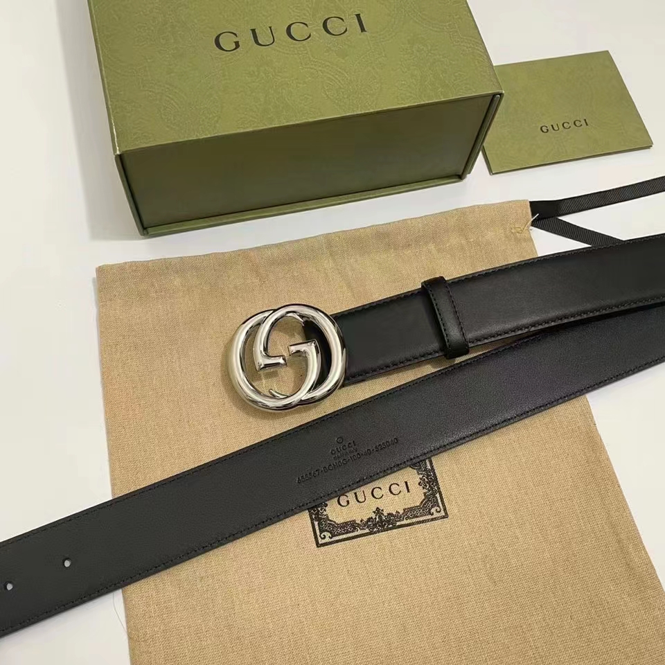 Gucci Unisex Blondie Belt Black Leather Round Interlocking G Buckle Palladium-Toned Hardware 4 CM Width