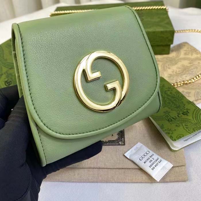 Gucci Women GG Blondie Medium Chain Wallet Green Leather Round Interlocking G