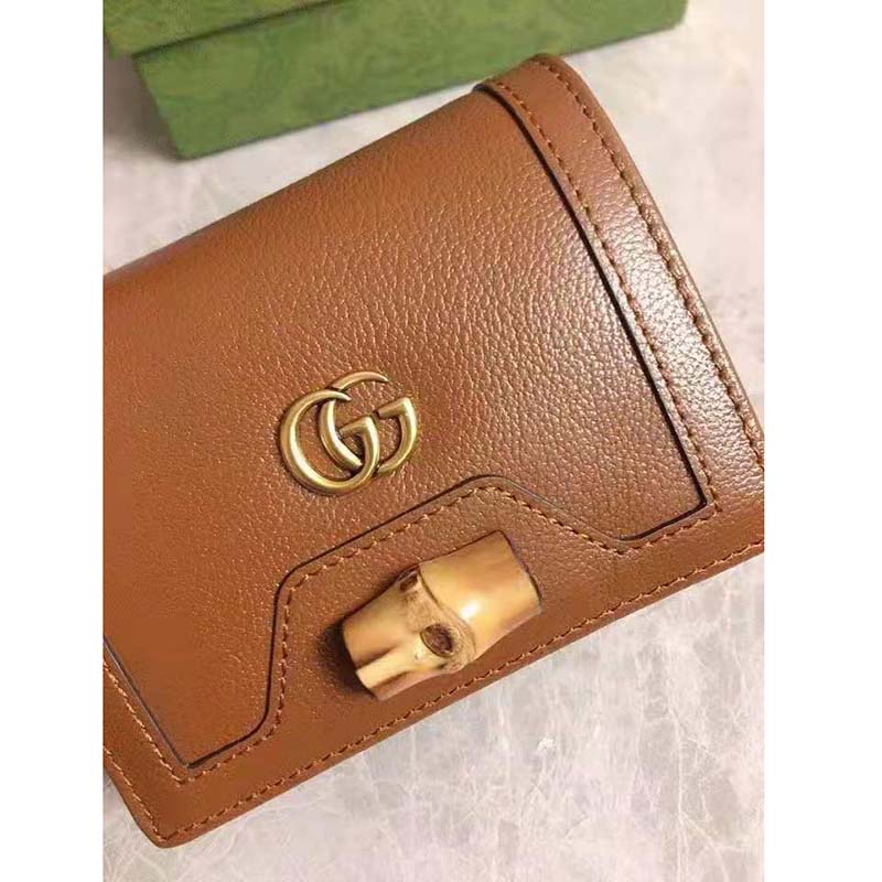Gucci Unisex Gucci Diana Card Case Wallet Double G Brown Leather