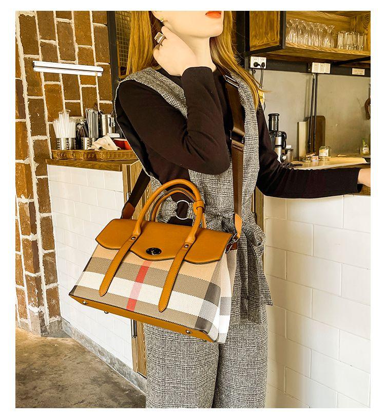 New Fashion Large Capacity Plaid Tote Bag 1024042914