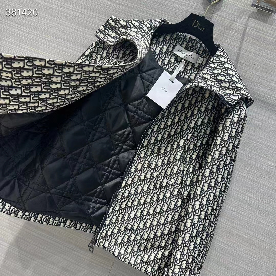 Dior Men CD Waterproof Hooded Jacket Blue Technical Taffeta Jacquard Dior Oblique Motif