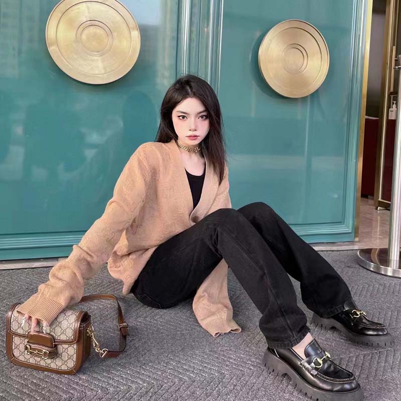 Gucci Women GG Wool Cardigan Beige V-Neck Collar Two Front Pockets