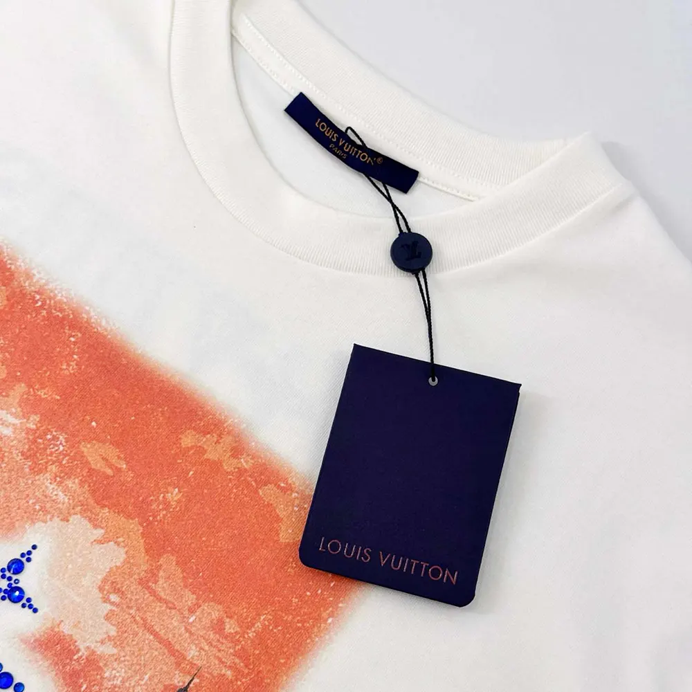 Louis Vuitton Men Embellished Graphic Cotton T-Shirt 1AHCKN
