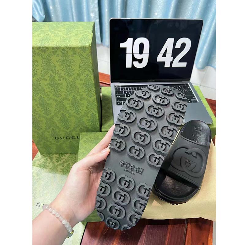 Gucci Women GG Slide Sandal Interlocking G Black Rubber Low Heel