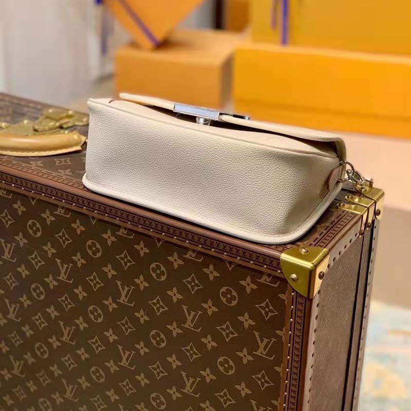 Louis Vuitton LV Women Buci Crossbody White Epi Grained Smooth Cowhide Leather