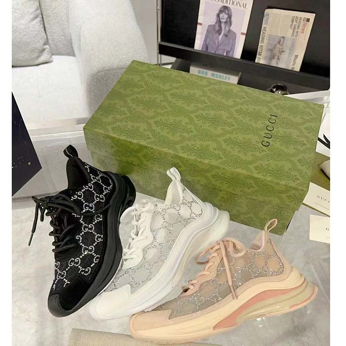 Gucci Unisex GG Gucci Run GG Crystal Mesh Sneaker Black Suede Mid 6 CM Heel
