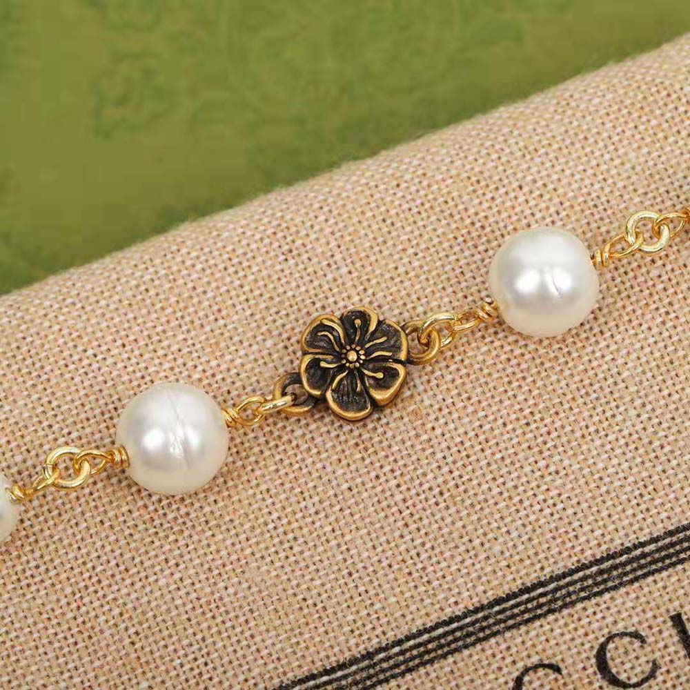 Gucci Women Interlocking G Flower Pearl Bracelet
