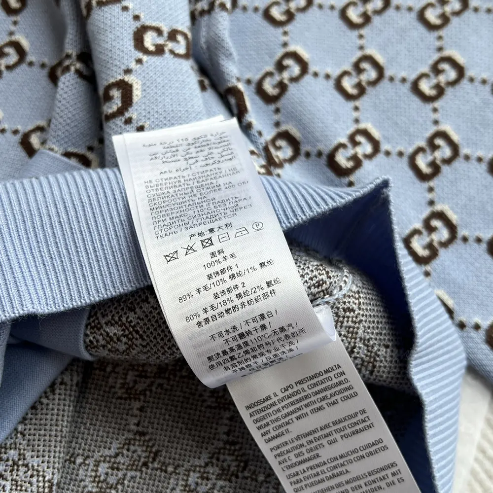 Gucci Women Wool Jacquard Cardigan with GG Shadow 798137XKD8R4544