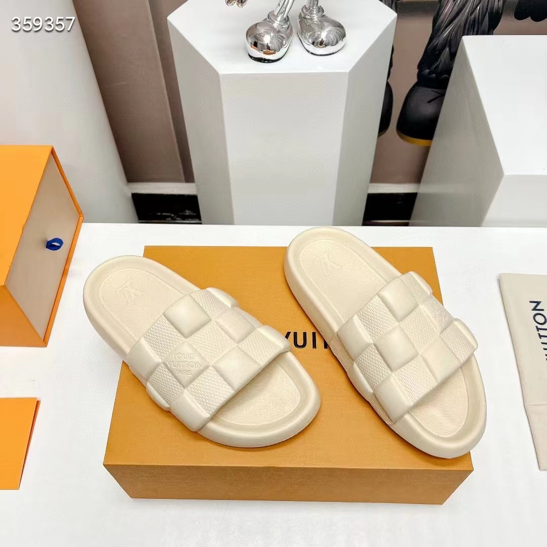 Louis Vuitton LV Unisex Waterfront Mule Beige Maxi Damier Rubber Waterproof Rubber