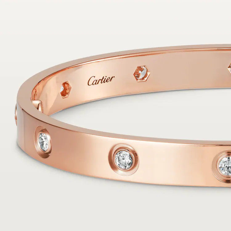 CARTIER LOVE BRACELET, 10 DIAMONDS – 16