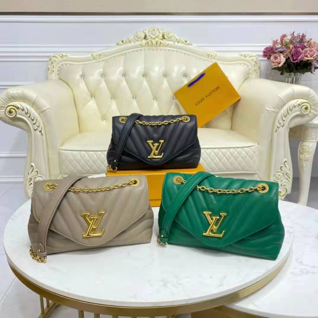 Louis Vuitton LV Women New Wave Chain Bag Handbag Emerald Green Smooth Cowhide Leather