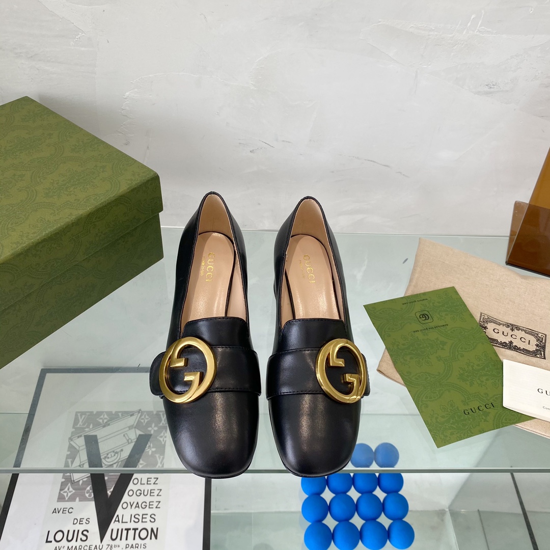 Gucci Women Blondie Mid-Heel Pump Black Leather Round Interlocking G