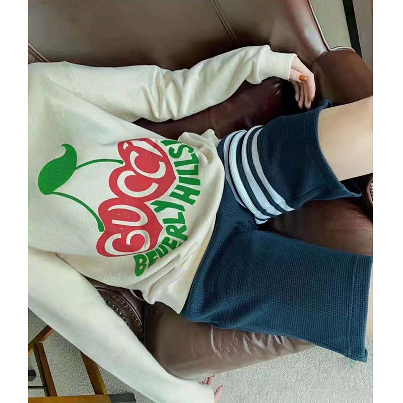 Gucci Women Beverly Hills Cherry Print Sweatshirt Cotton Jersey Crewneck Puff Sleeves-White