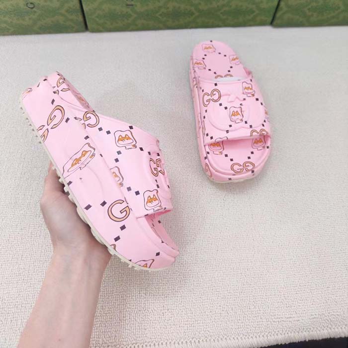 Gucci Unisex GG Animal Print Rubber Slide Sandal Pink Embossed Interlocking G Low Heel