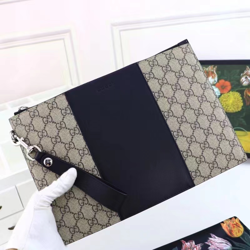 Gucci Unisex GG Supreme Pouch Beige Ebony GG Supreme Canvas Black Leather