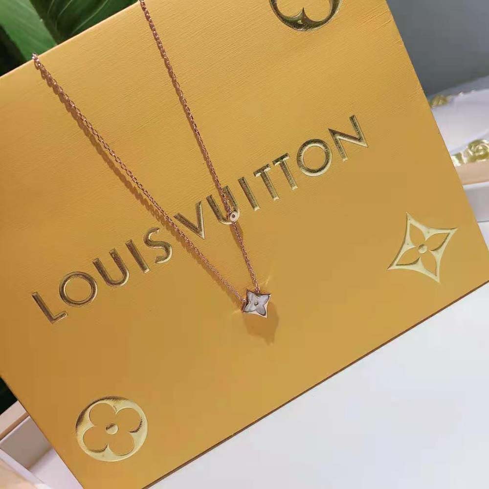 Louis Vuitton Women Color Blossom Star Pendant in Pink Gold