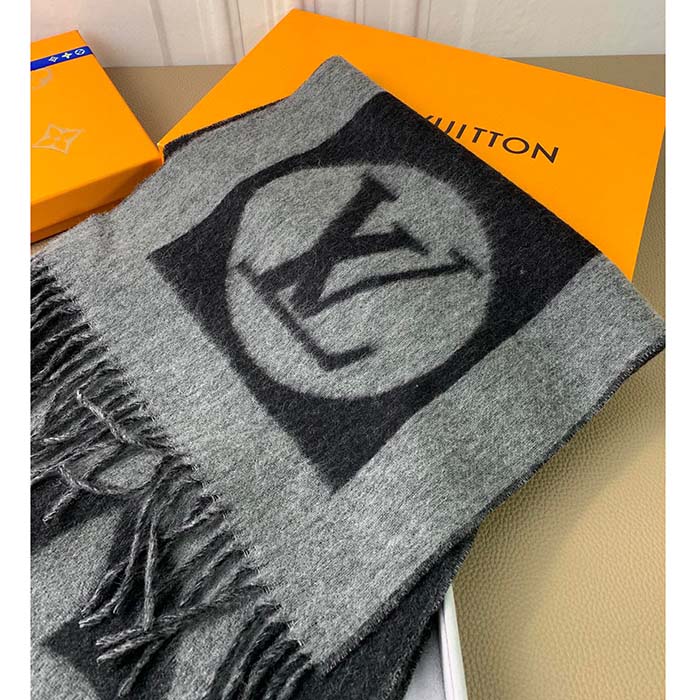 Louis Vuitton Unisex LV Cardiff Scarf Two-Tone Monogram Flower