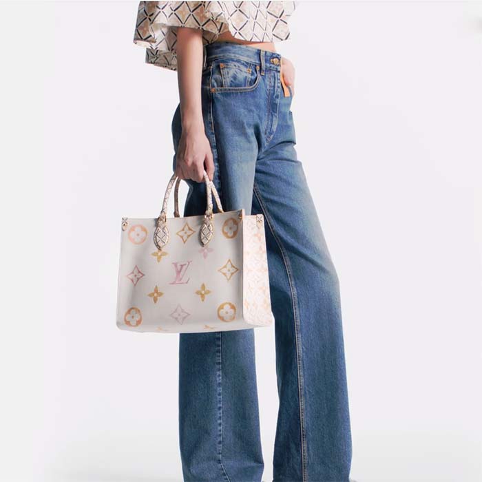 Louis Vuitton Women OnTheGo MM Tote Beige Monogram Coated Canvas Textile Lining