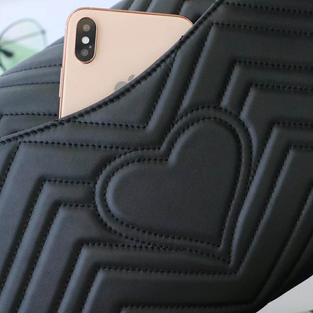 Gucci GG Women GG Marmont Clutch in Black Matelassé Chevron Leather with a Heart