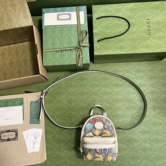 Gucci Unisex Animal Print Multi-Function Bag Beige Ebony GG Supreme Canvas