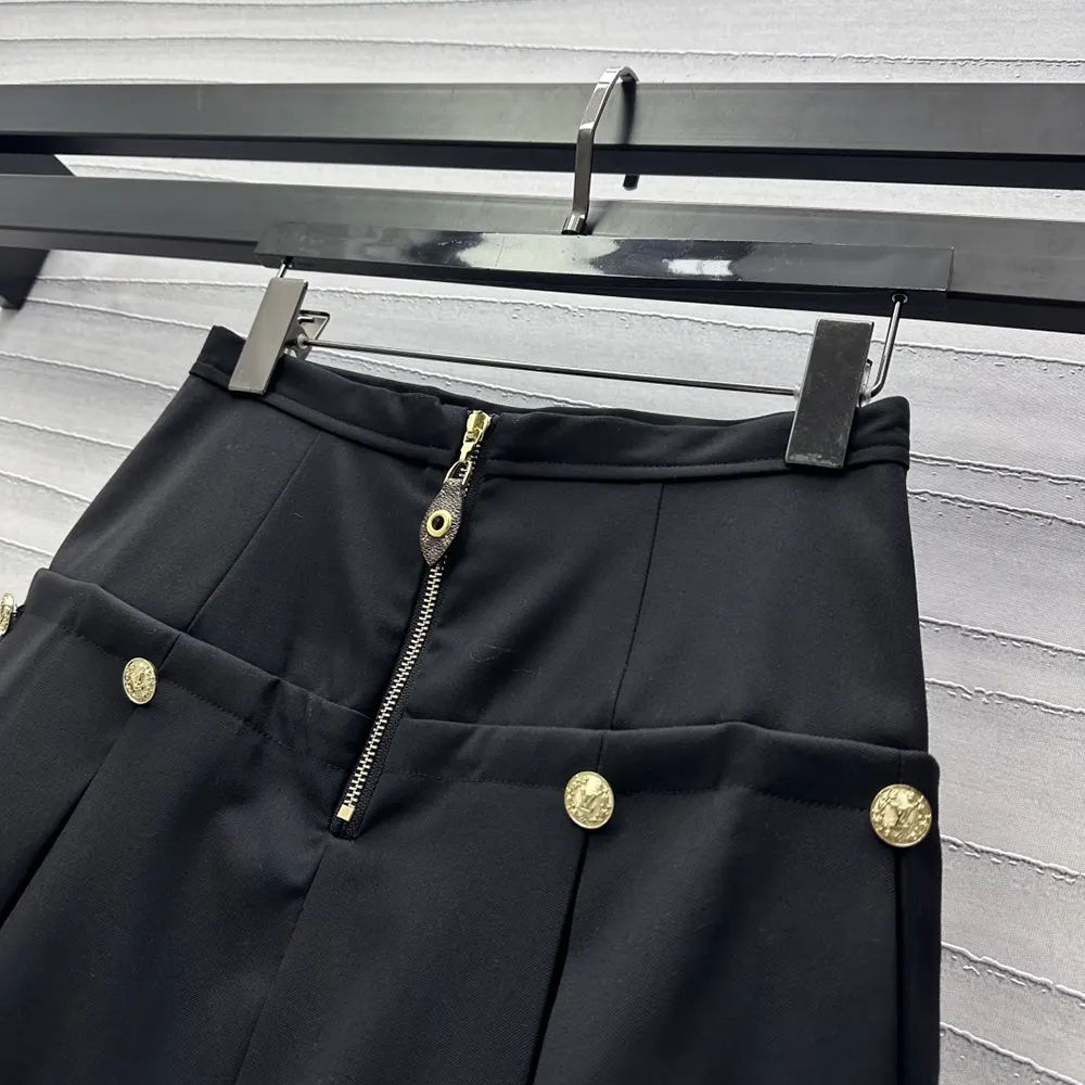 Louis Vuitton Women Box Pleat Skirt 1AGPFT