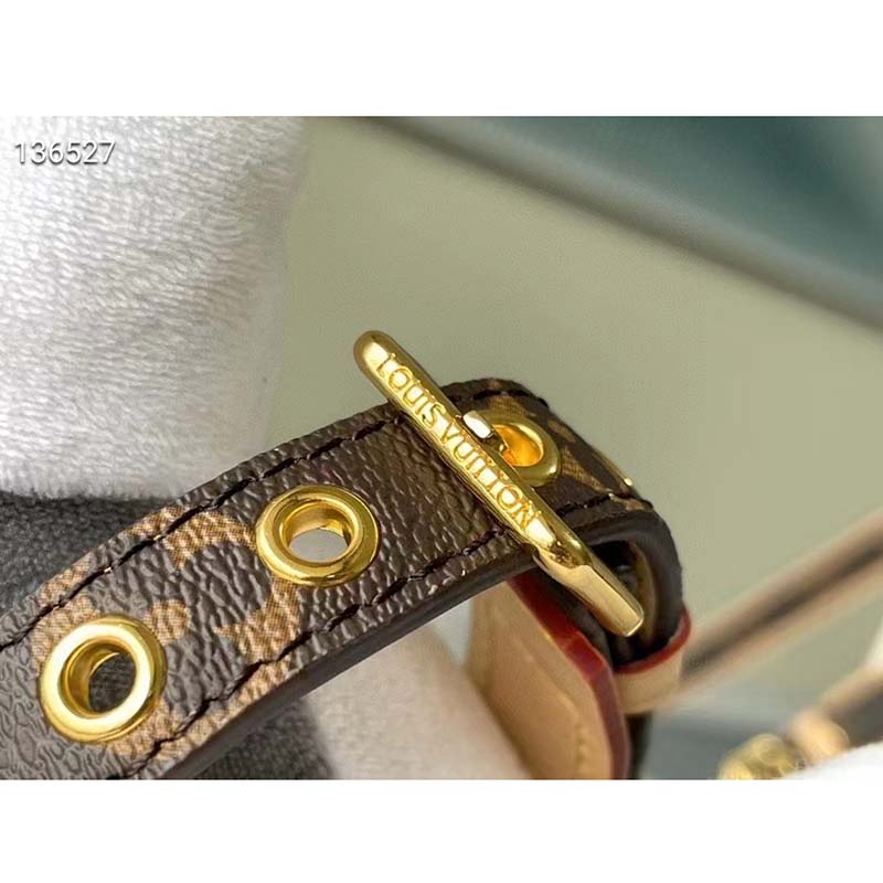 Louis Vuitton LV Unisex Leash MM Monogram Coated Canvas Cowhide Leather