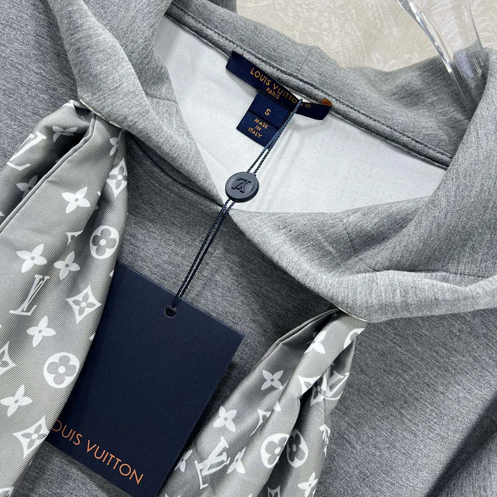 Louis Vuitton Women Cropped Monogram Scarf Hoodie 1AIR63