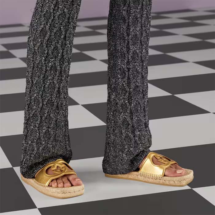 Gucci Unisex Interlocking G Cut-Out Slide Sandals Metallic Gold Leather Flat 2 cm Heel