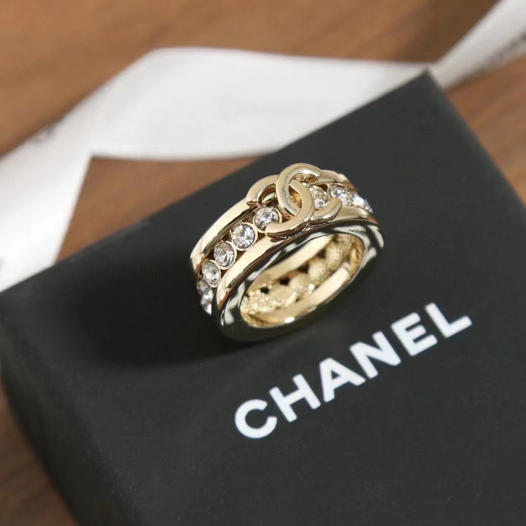 Chanel Women CC Ring Metal Strass Gold Crystal