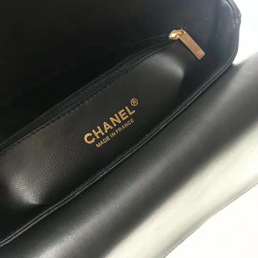 Chanel Women Flap Bag in Metallic Lambskin Leather-Black