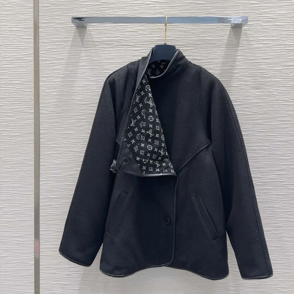 Louis Vuitton Women Double Face Clip Front Coat 1AIPNO