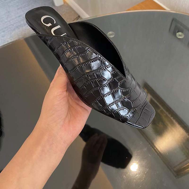 Gucci Women GG Crocodile Print Pump Square Toe Leather Sole Mid 7.6 Cm Heel