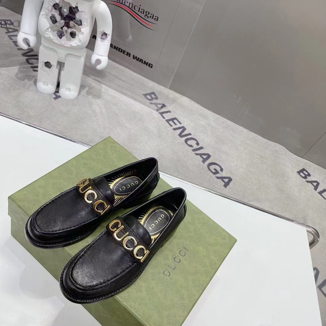Gucci Women GG Leather Loafer Black Metal Logo Metallic Sunray Print Low Heel