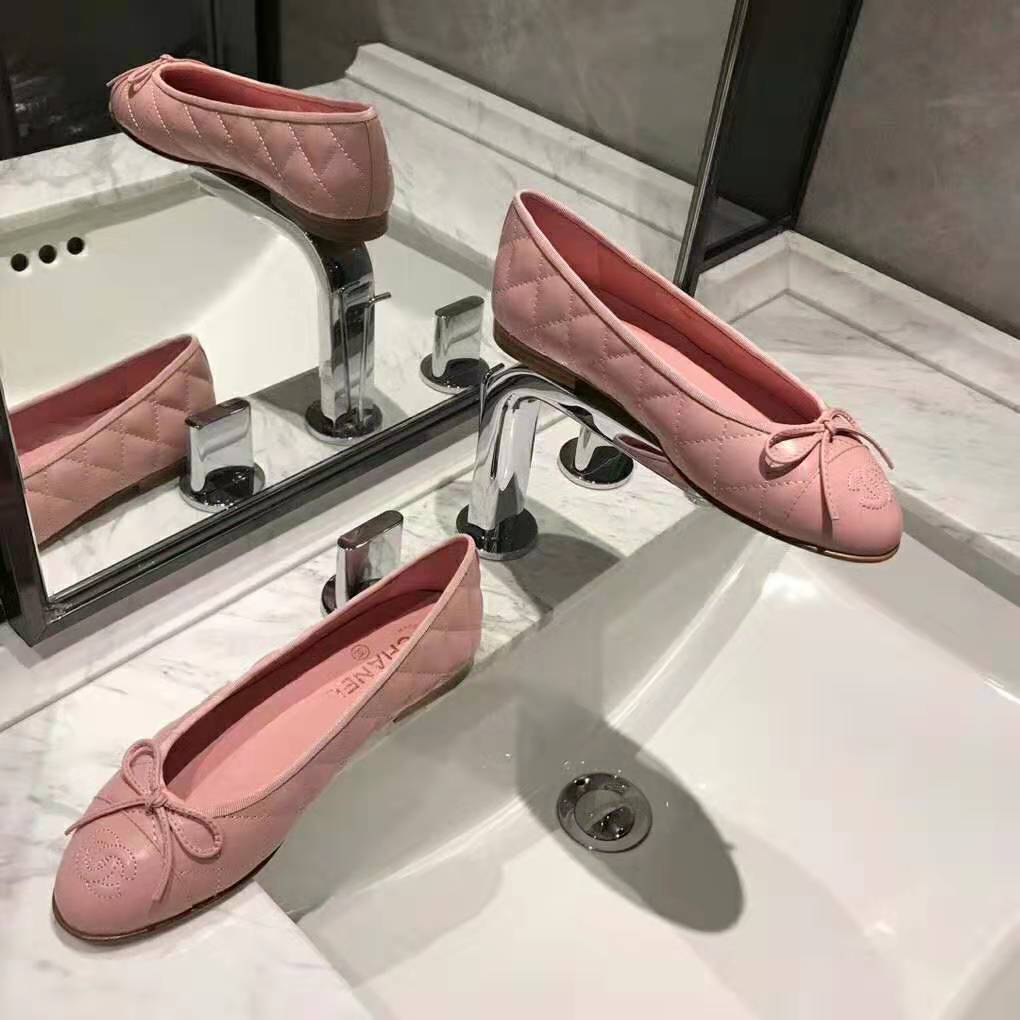 Chanel Women Ballerinas in Aged Calfskin Leather-Pink