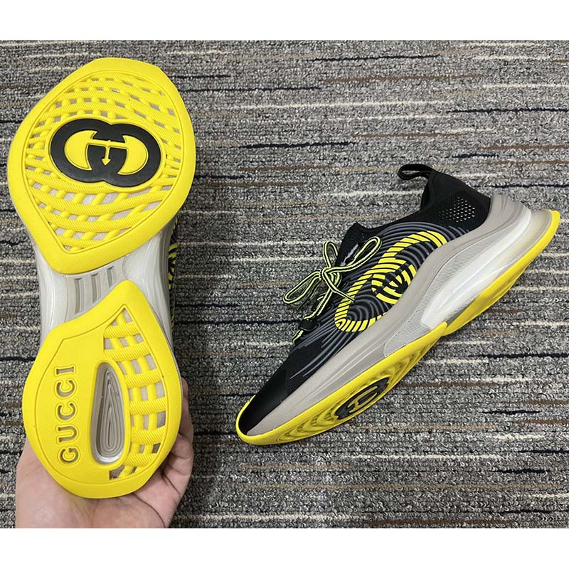 Gucci Unisex Run Sneaker Black Technical Knit Fabric Interlocking G Rubber Detail