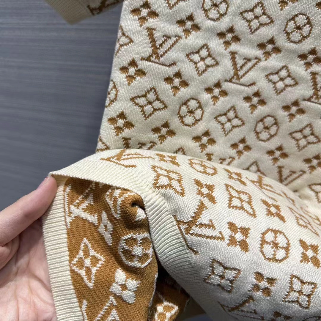 Louis Vuitton Women LV Monogram Jacquard Knit Top Wool Ecru 1AFEEU
