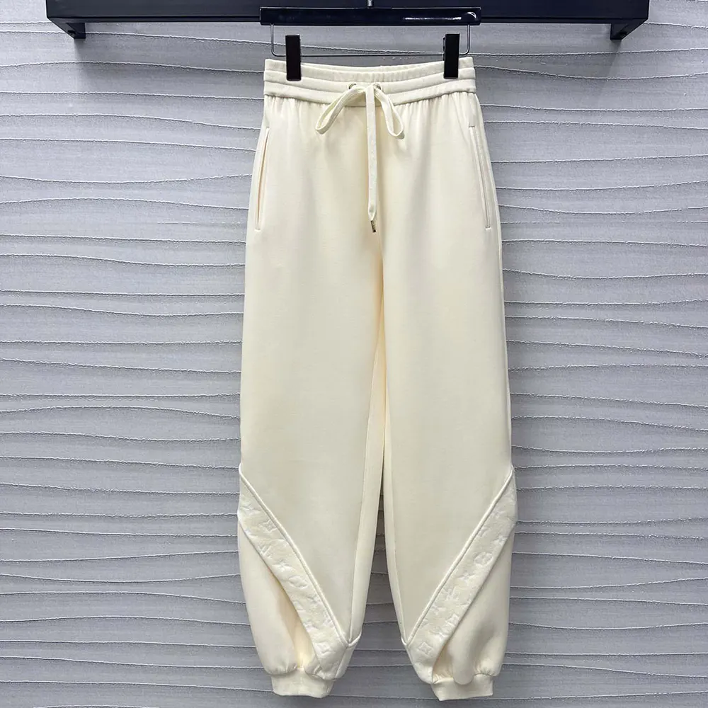 Louis Vuitton Women Monogram Accent Knit Jogging Pants-Milky White 1AGCJE