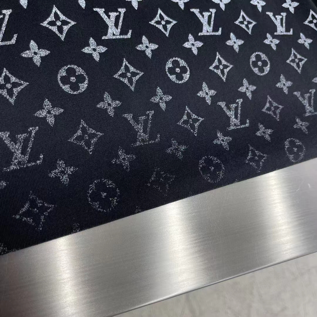 Louis Vuitton Women LV SKI Monogram Gradient Cotton T-Shirt Regular Fit Ribbed Neck Black