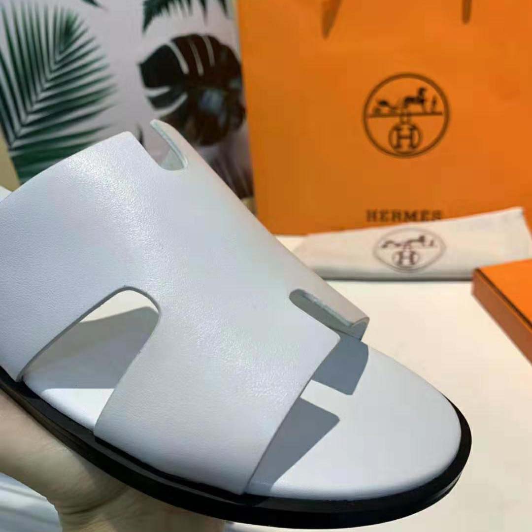 Hermes Unisex Izmir Sandal in Calfskin with Iconic “H”-White
