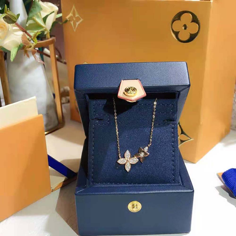 Louis Vuitton Women Idylle Blossom Necklace in Pink Gold