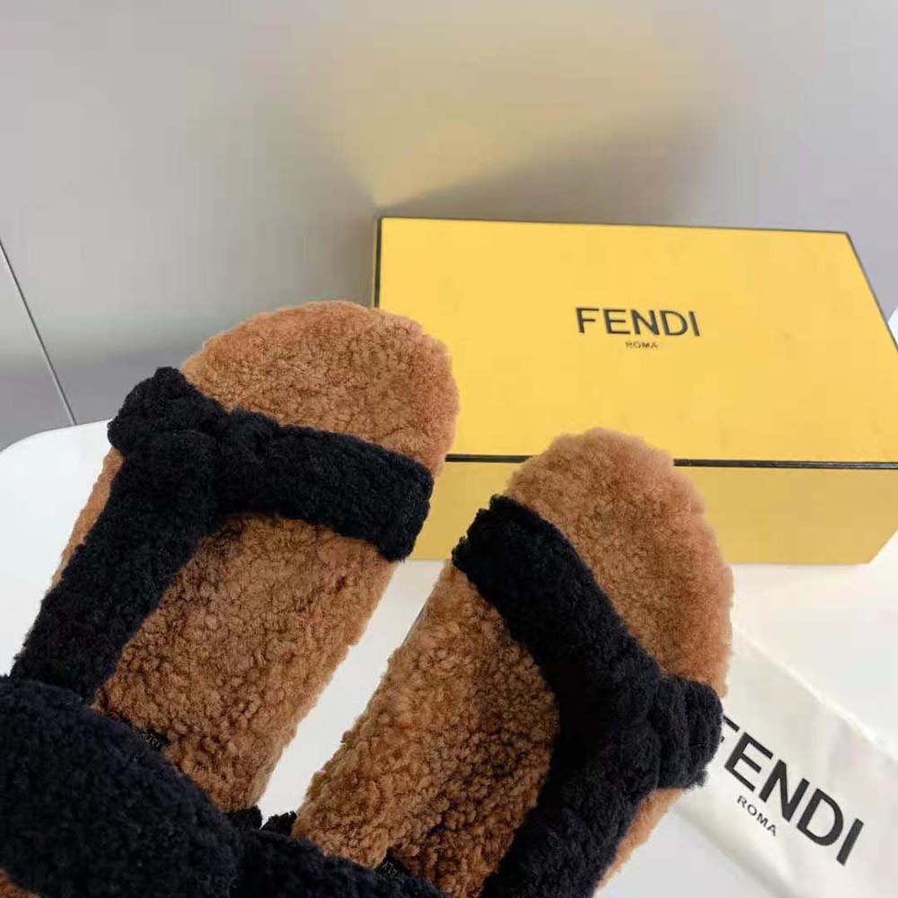 Fendi Women Feel Black Sheepskin Sandals