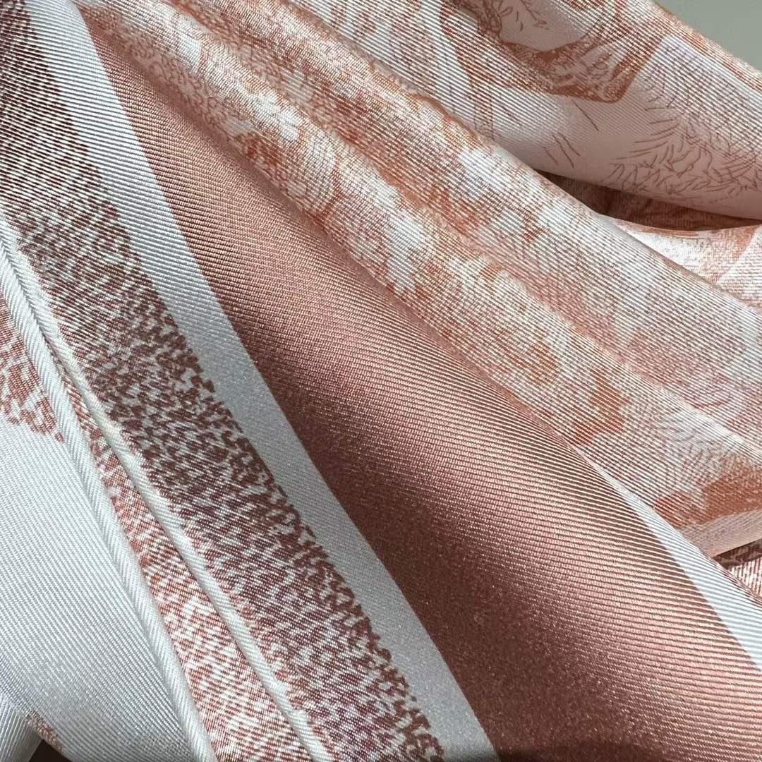 Dior Women CD Toile De Jouy Sauvage 90 Square Scarf Ivory Pink Silk Twill