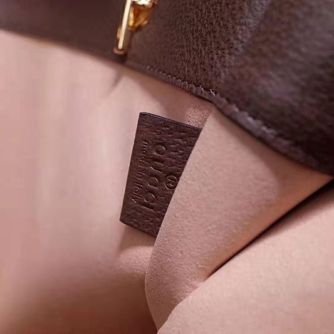 Gucci Women Exclusive Rajah GG Tote in Beige/Ebony GG Supreme Canvas