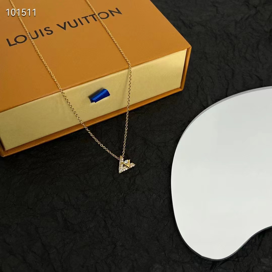 Louis Vuitton Unisex LV Volt One Pendant Yellow Gold 36 Diamonds 0.16 CT