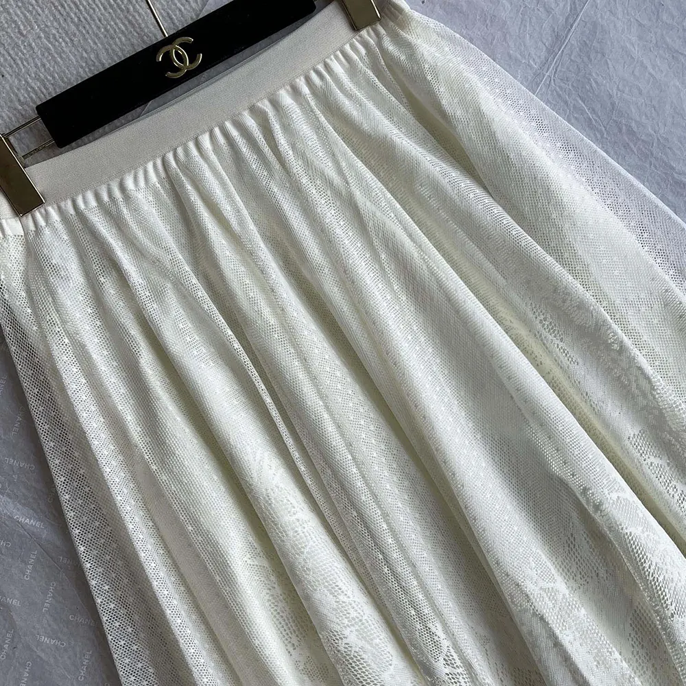 Dior Women Flared Mid-Length Skirt Ecru Dior Chardons Cotton-Blend Lace