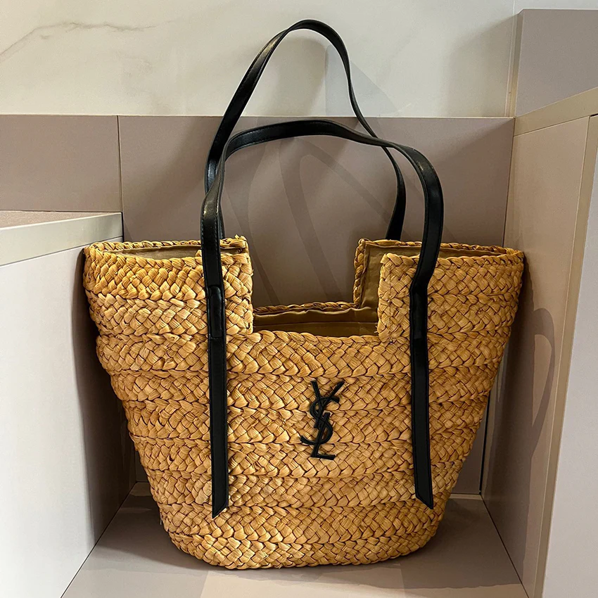 Fashionable and versatile large capacity straw woven shopping bag 1024061717