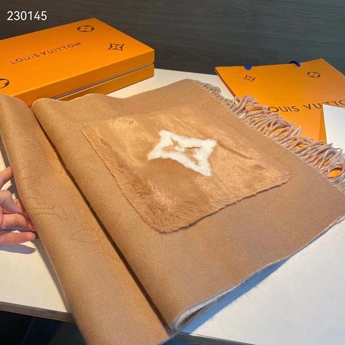 Louis Vuitton Unisex LV Cosy Mink Fur Collection Scarf Cashmere Beige Jacquard Initials Monogram Flowers