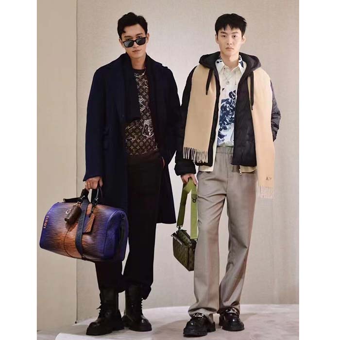 Louis Vuitton LV Unisex Trio Messenger Khaki Green Vermillion Red Monogram Canvas Cowhide Leather