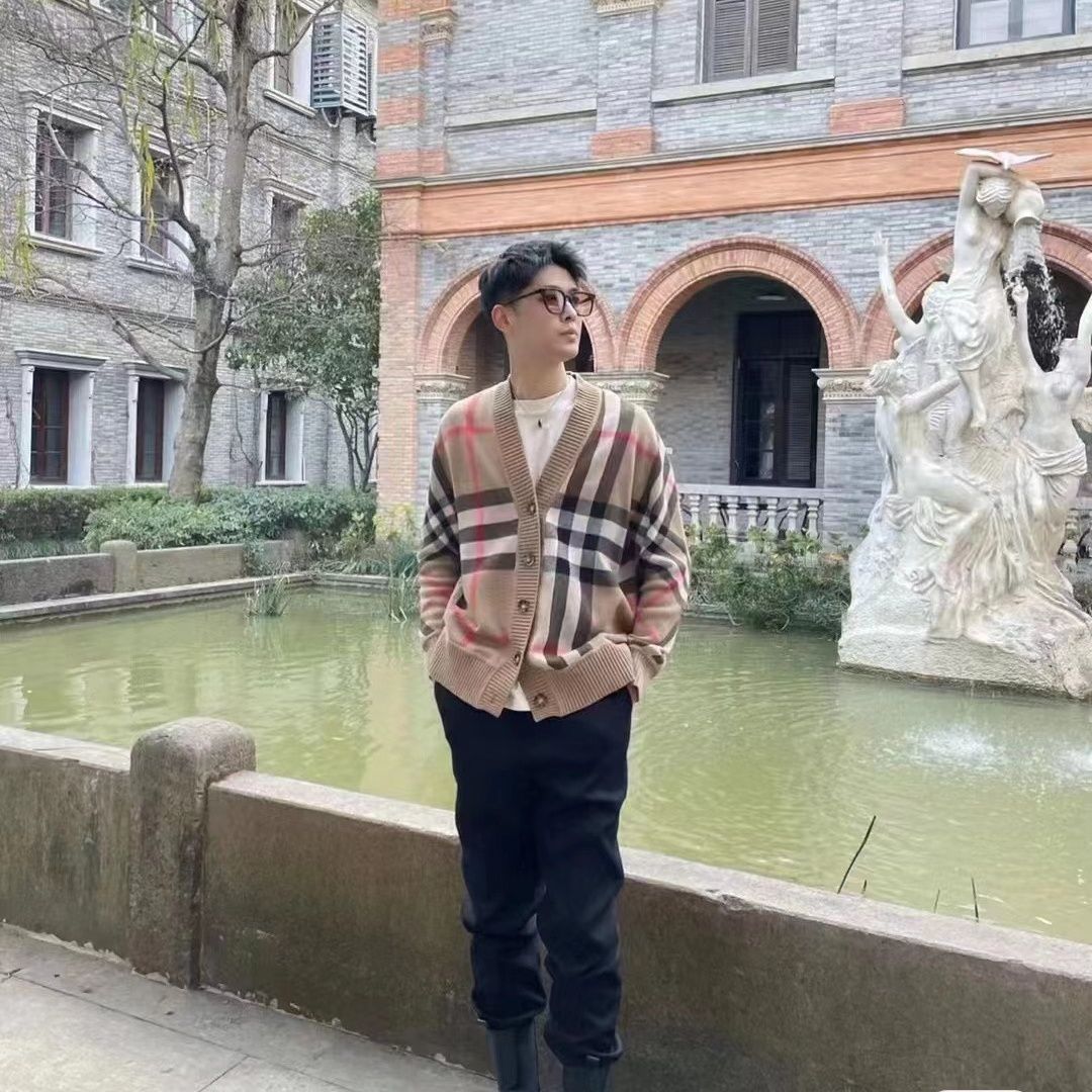 V-neck Thickened Loose Sweater Sweater 0823121408